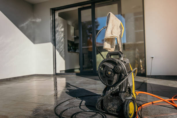 Best Animal Enclosure Cleaning  in Mart, TX